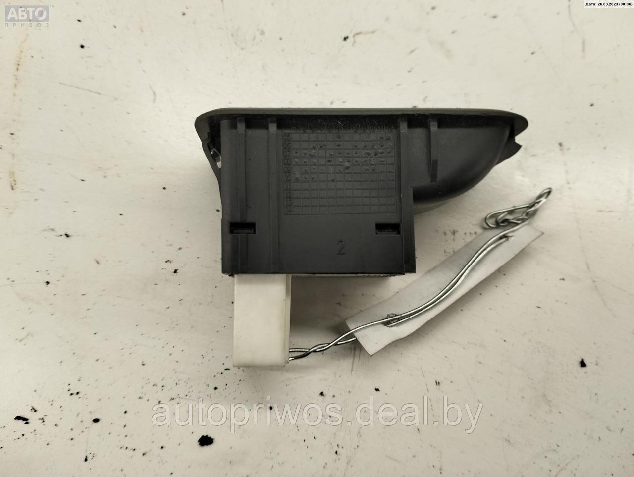 Кнопка стеклоподъемника переднего левого Skoda Roomster - фото 2 - id-p203448432