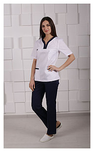 Медицинская женская блуза (с отделкой, цвет белый)