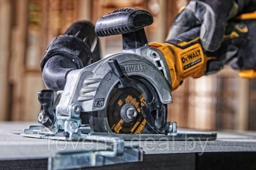 Пила DeWalt DCS571N дисковая аккумуляторная - фото 5 - id-p203714481