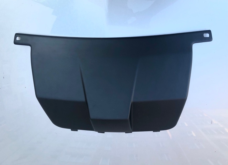 Крышка заднего бампера для Chevrolet Equinox 2.0 (lll поколение - с 2017 года), исполнение с фаркопом.