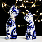 Сувенир фарфоровый «Пара: кот с кошкой. Счастье» (гжель) высота 16 и 20 см, бело-синие