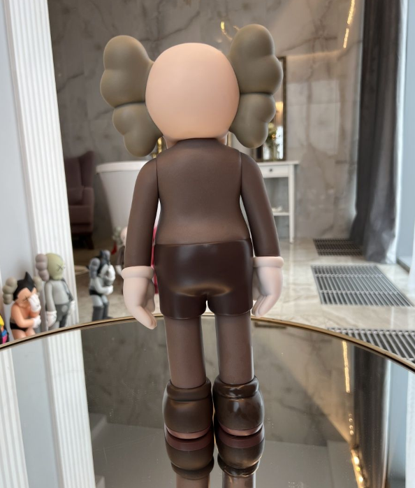 Kaws Companion Five Years Later Игрушка 38 см. - фото 9 - id-p203814093