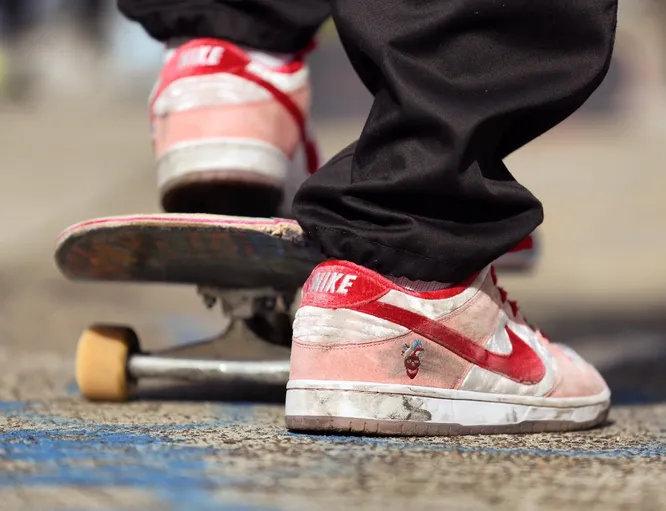 Nike SB Dunk Love