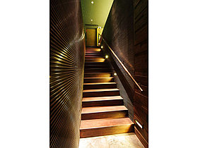Лестница деревянная из лиственницы прямая “Тайга 5”