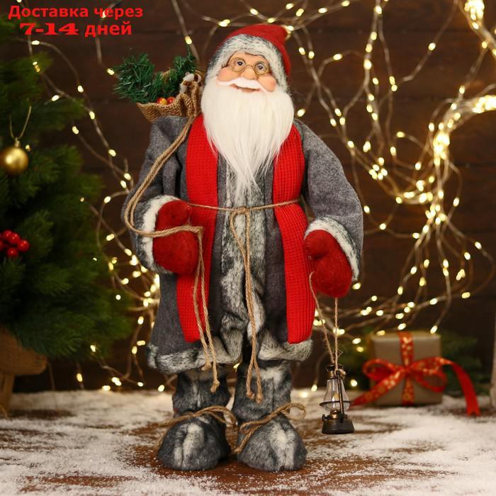 Дед Мороз "В красно-серой шубке и варежках" двигается, 17х45 см - фото 1 - id-p203878969