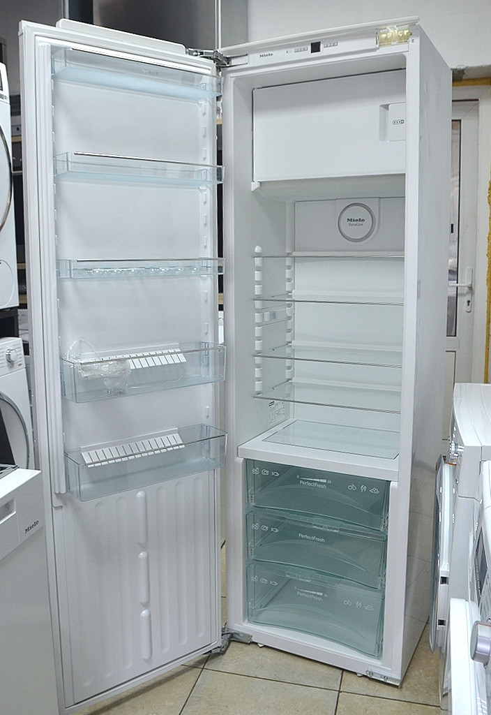 Новый встраиваемый холодильник Miele K 37282 iDf   пр-во Германия, гарантия 6 месяцев
