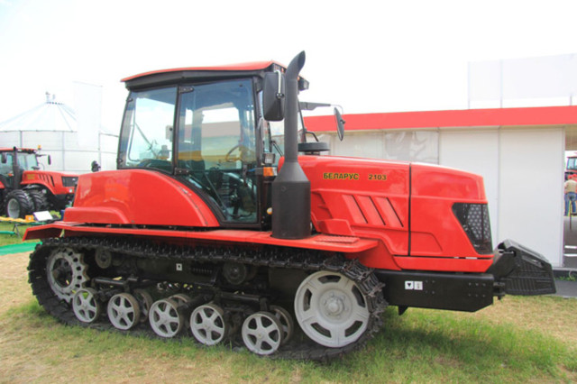 Трактор гусеничный Belarus-2103 купить 