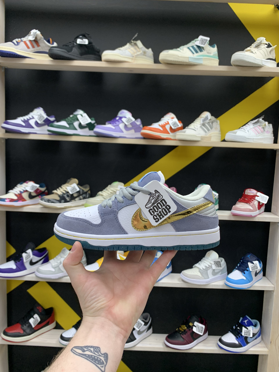 Кроссовки Nike SB Dunk Low Grey White Gold