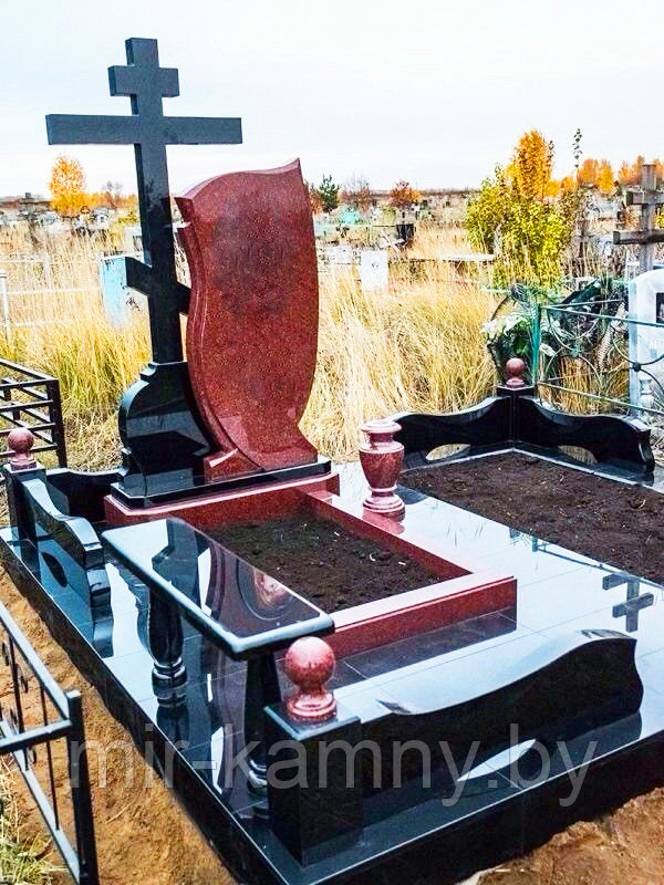 ОГРАДА ИЗ ГРАНИТА В ИНДУРЕ