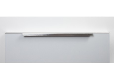 Мебельная ручка RAY RT109/500/SST торцевая