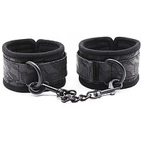Черные наручники с кружевом
