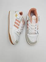 Кроссовки женские Adidas Forum Low / подростковые / бело-розовый