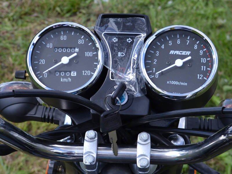 Рейсер Trophy 110