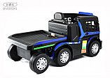 Детский электромобиль RiverToys Mercedes-Benz Axor с прицепом H777HH (темно-синий) Лицензия с пультом, фото 6