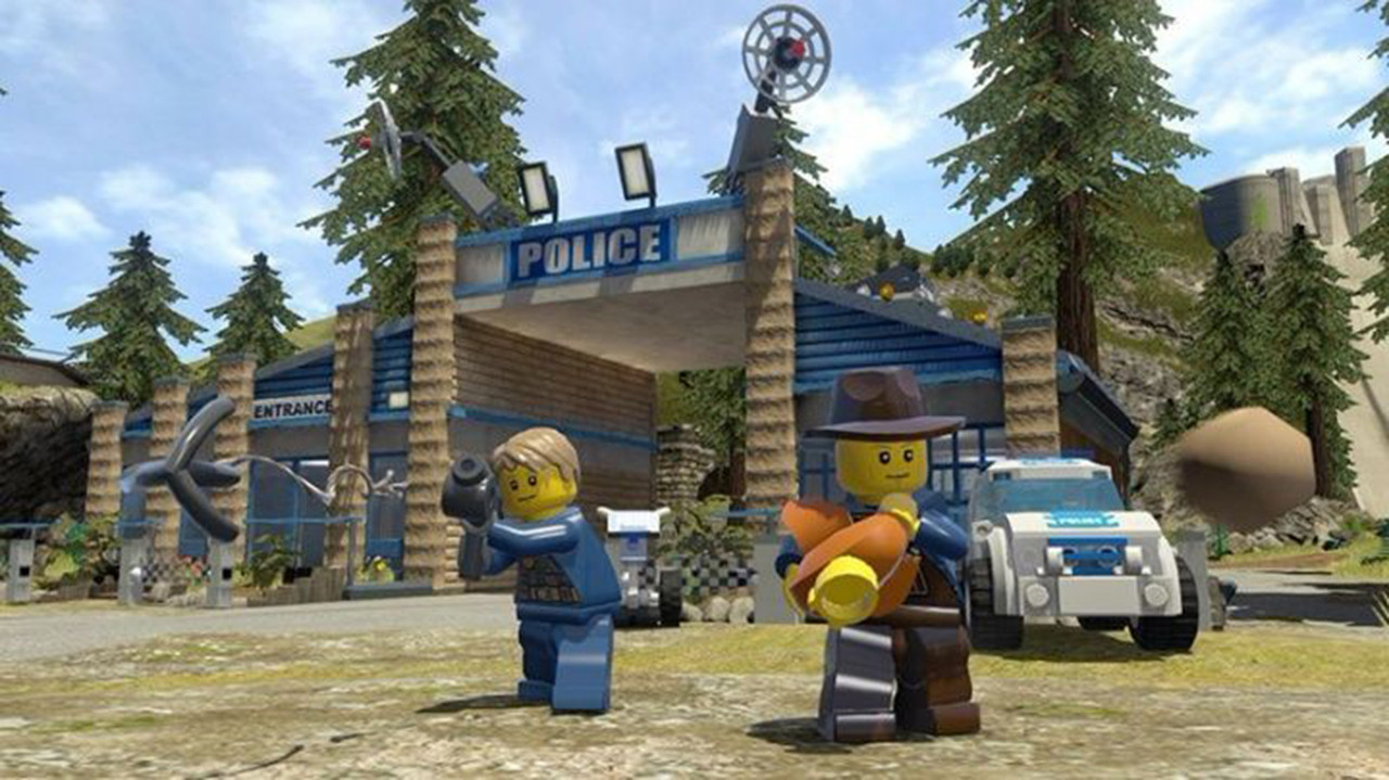 LEGO CITY Undercover PS4 (Русская версия) - фото 2 - id-p204642938