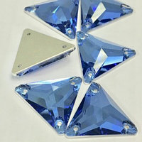 Пришивные стразы Triangle Light Sapphire 3069 22 x 22 mm