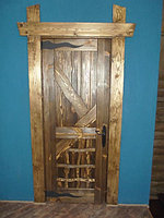 Дверь под старину деревянная