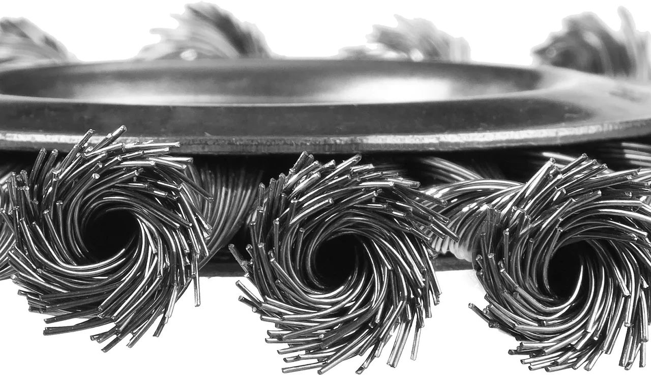 ЗУБР Профессионал . Щетка дисковая для УШМ, плетеные пучки стальной проволоки 0,5мм, 125х22мм - фото 1 - id-p205312187