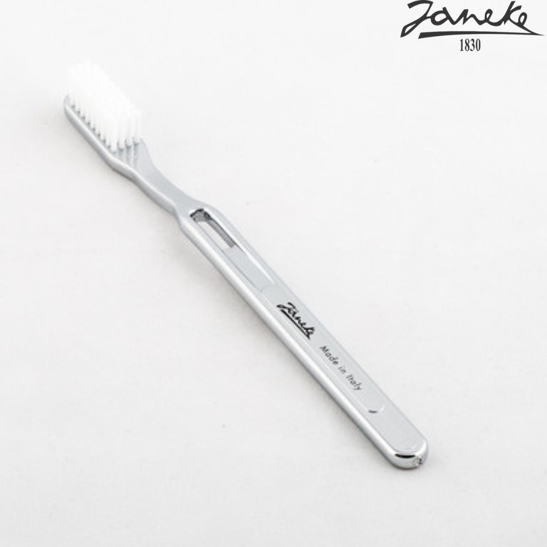 Зубная щетка средняя жесткость Janeke Silver Toothbrush Medium Серебро - фото 3 - id-p205326846