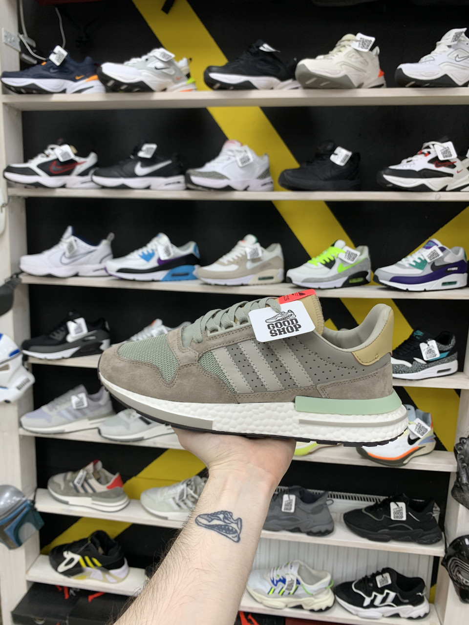 Кроссовки Adidas ZX 500 Boost Beige Grey Brown