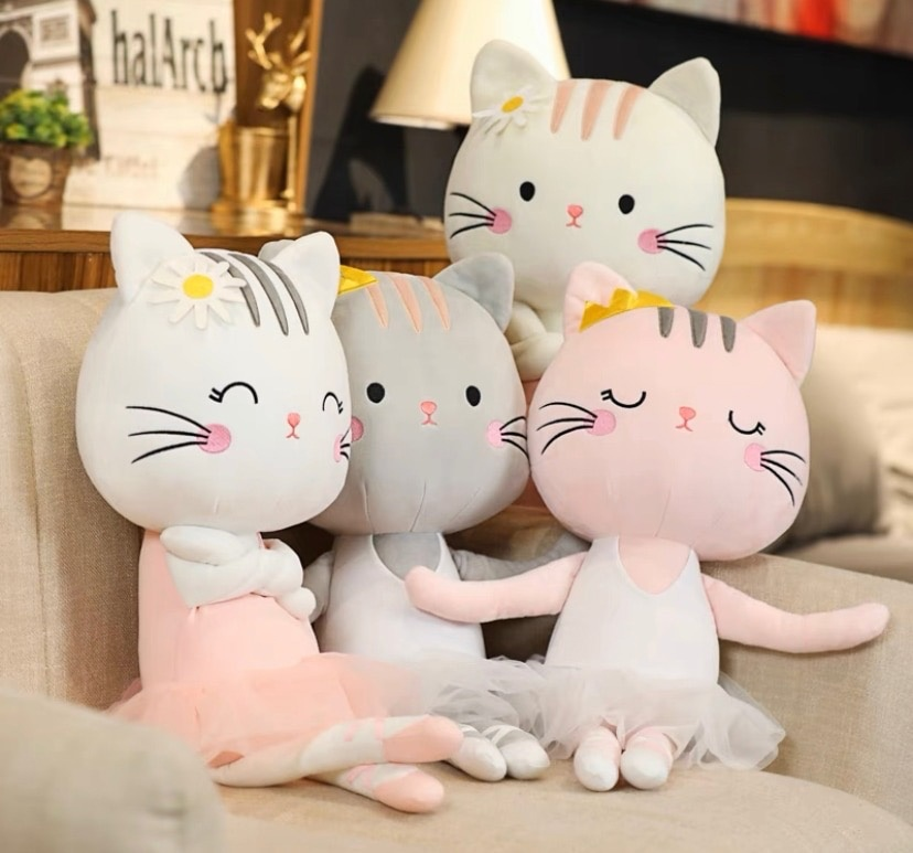 Мягкая игрушка Кошечка Балерина, разные цвета