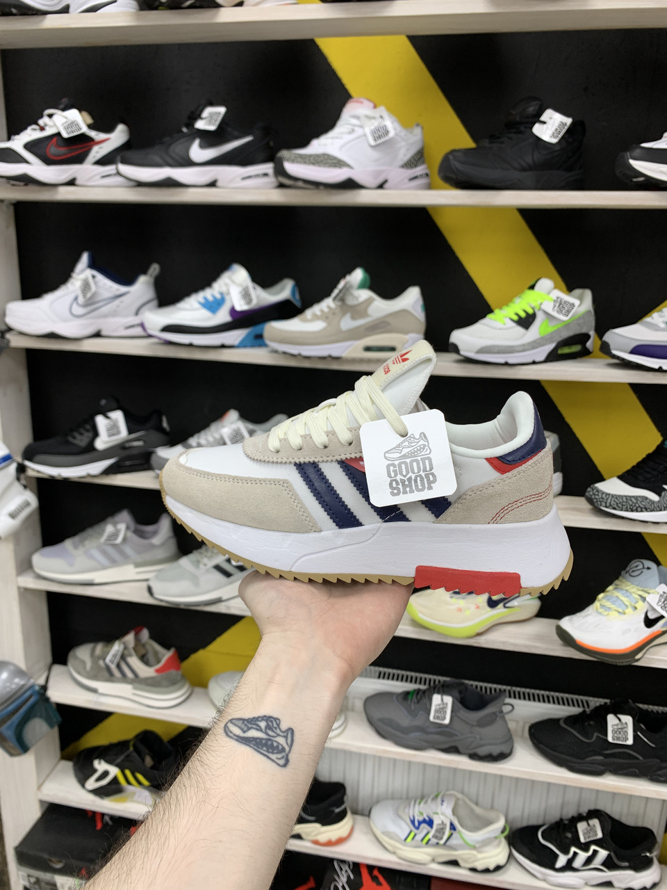 Кроссовки Adidas Retropy F2 White Blue Red