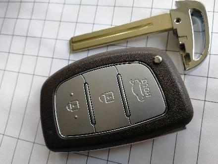 Корпус смарт ключа Hyundai Solaris, Elantra, i30 - фото 1 - id-p205675696