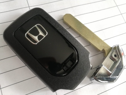 Смарт ключ Honda Civic 2016-2018 бесключевой доступ - фото 2 - id-p205736799