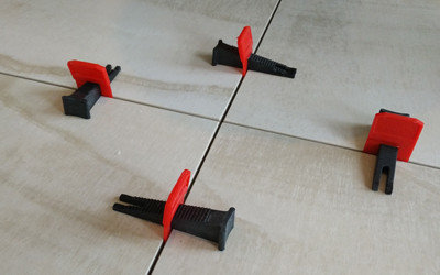 Система выравнивания плитки: Микс 1,5мм, 50 компл. (100шт), фото 2