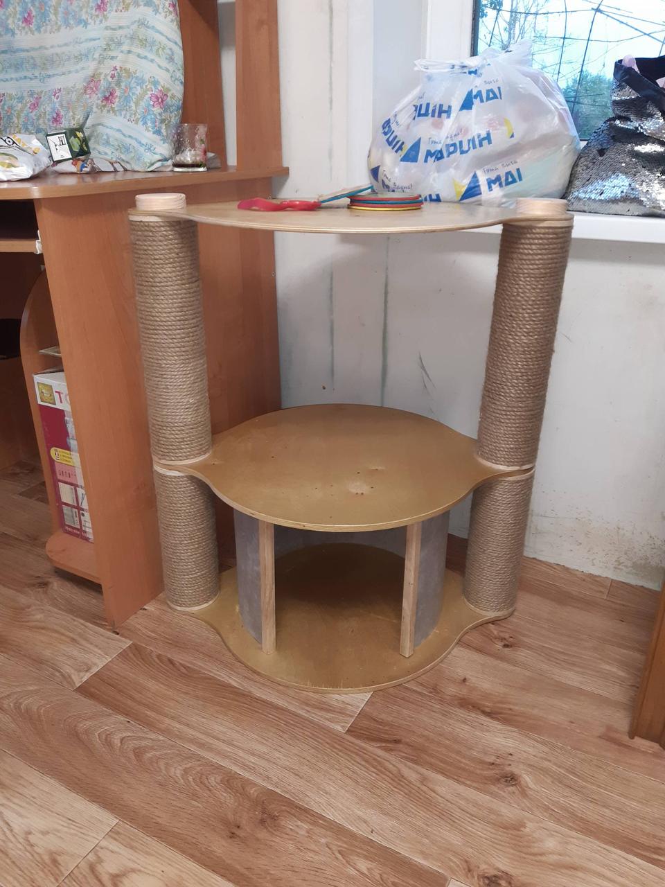 Когтеточка, домик для кошки