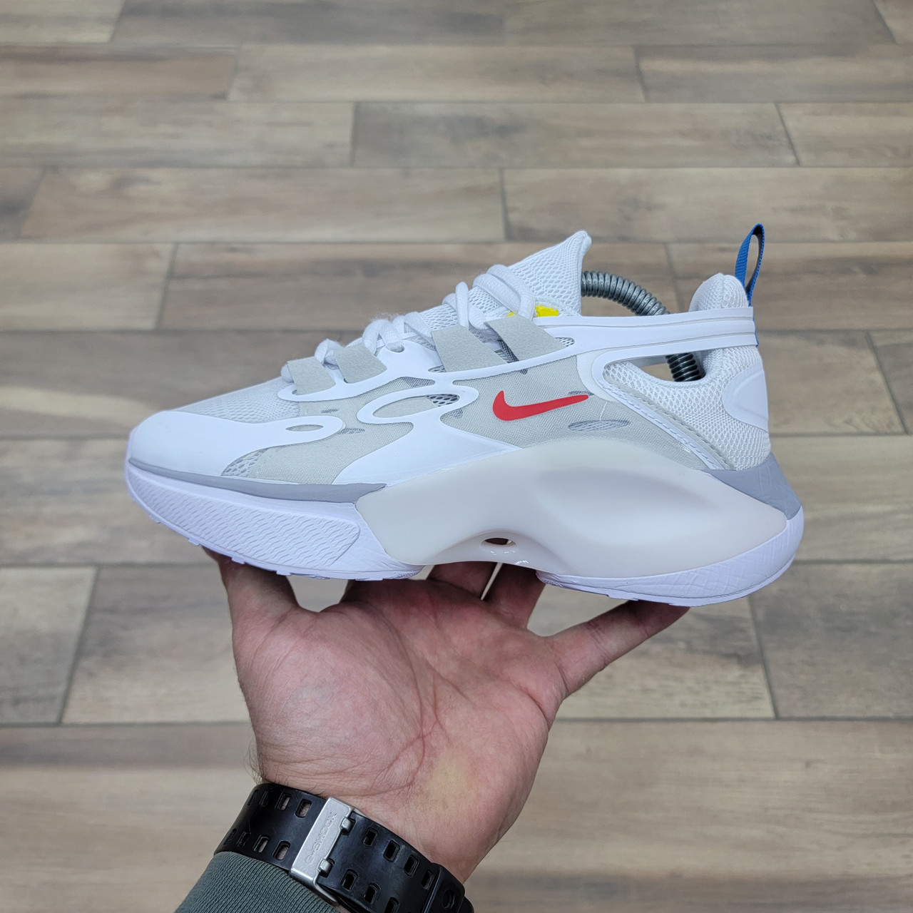 Кроссовки Nike Signal D/MS/X White Gray
