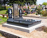 ГРАНИТНЫЙ МЕМОРИАЛЬНЫЙ КОМПЛЕКС НА ТРОЙНОЕ ЗАХОРОНЕНИЕ, фото 2