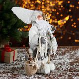 Дед Мороз "В белой шубке с лыжами" 18х30 см, фото 4