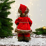 Дед Мороз "В кафтане с пуговицами и с мешком" 30 см, двигается, красно-коричневый, фото 3