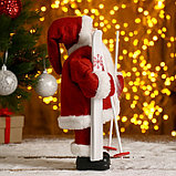 Дед Мороз "В красной шубке, на лыжах" 29 см, фото 4