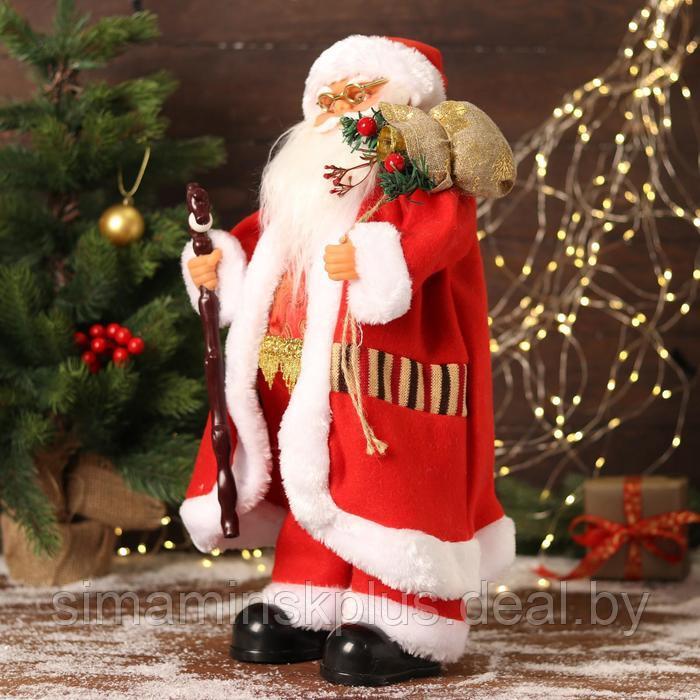 Дед Мороз "В красном костюмчике с орнаментом, с посохом" двигается, 20х50 см - фото 2 - id-p206761039