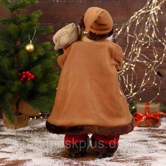 Дед Мороз "В коричневой шубке, с посохом" двигается, 20х50 см - фото 3 - id-p206761040