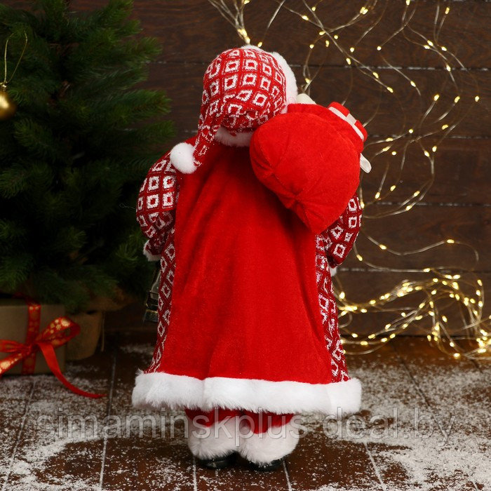 Дед Мороз "В колпачке и шубе ромбик, с фонариком и подарками" 23х45 см - фото 3 - id-p206761043