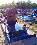 ОДИНОЧНЫЙ ГРАНИТНЫЙ ПАМЯТНИК ДЛЯ ЖЕНЩИНЫ СО СТЕЛОЙ В ВИДЕ СЕРДЦА, фото 3