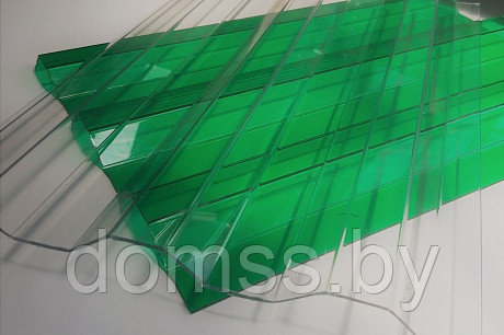 Монолитный профилированный поликарбонат фото 1 Монолитный профилированный поликарбонат фото 1