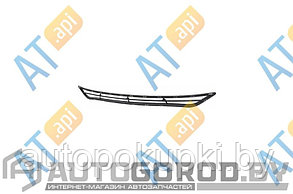 Решетка в бампер (центральная) Хундай Sonata VI (YF) 01.2009-, PHN99046GA