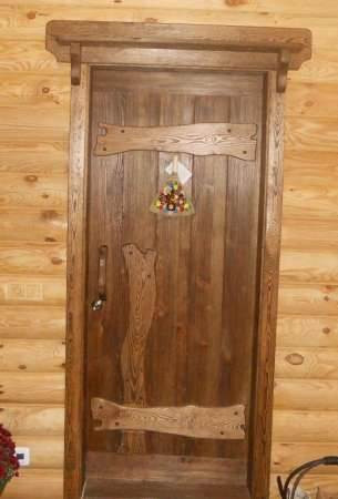 Двери под старину деревянные