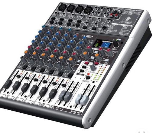 BEHRINGER X1204USB - микшер,4 моно, 2 стерео,2 AUX-шины, процессор эффектов, интегрированный USB