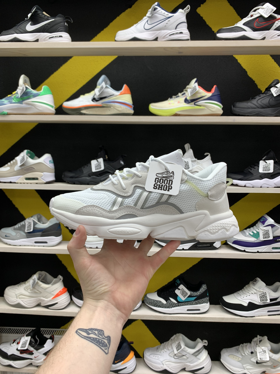 Кроссовки Adidas Ozweego White - фото 1 - id-p117513812