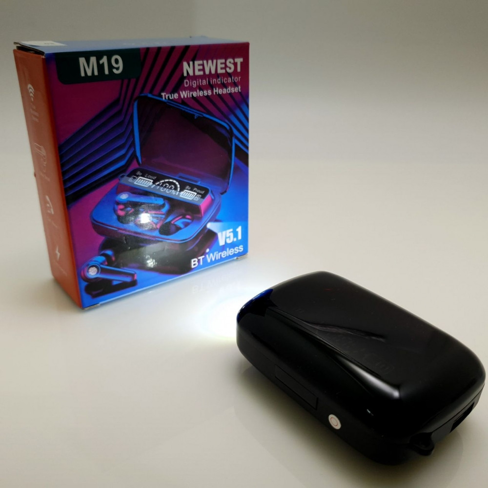 Беспроводные спортивные Bluetooth наушники TWS NEWEST М19 с зарядным кейсом (Powerbank, Bluetooth 5.1, - фото 2 - id-p207267466