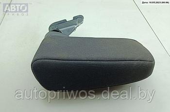 Подлокотник Opel Meriva A