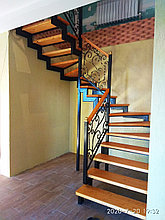 Лестница металлическая с тетивой Зиг-Заг.