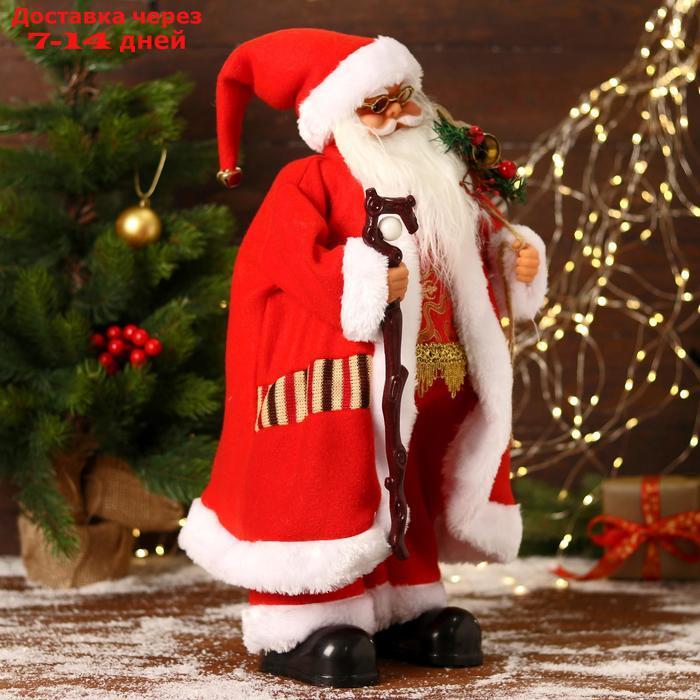 Дед Мороз "В красном костюмчике с орнаментом, с посохом" двигается, 20х50 см - фото 4 - id-p207337254