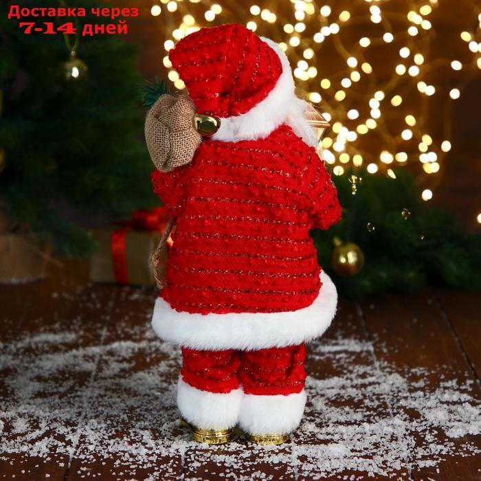 Дед Мороз "В свитере и блестящей шубке с белым мехом" двигается, фонарь светится, 15х35 см - фото 4 - id-p207340275