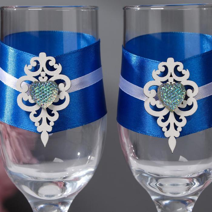 Набор свадебных бокалов "Прага", ручной работы, белый-синий, 6х6х20,5 см, 2 шт. - фото 2 - id-p207464714
